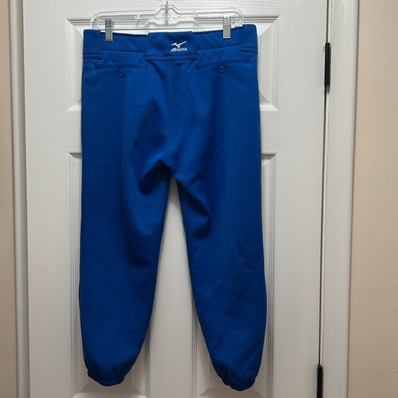 Mizuno Women’s Softball Pants; Medium - Picture 2 of 3